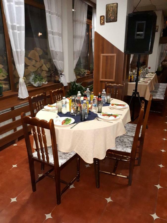 Стаи За Гости - Семейна Къща За Гости Ивел Bansko Esterno foto